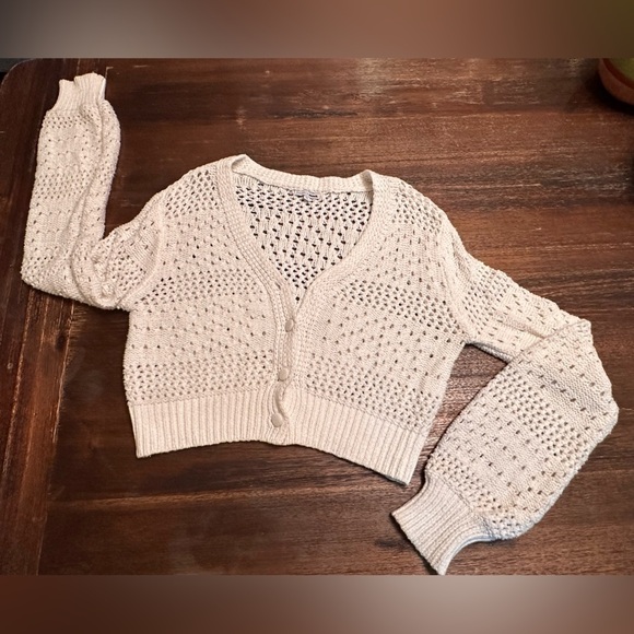 Fashion Nova Loose Knit Cardigan Cropped Size Med Academia Fairycore Classic - Picture 12 of 12